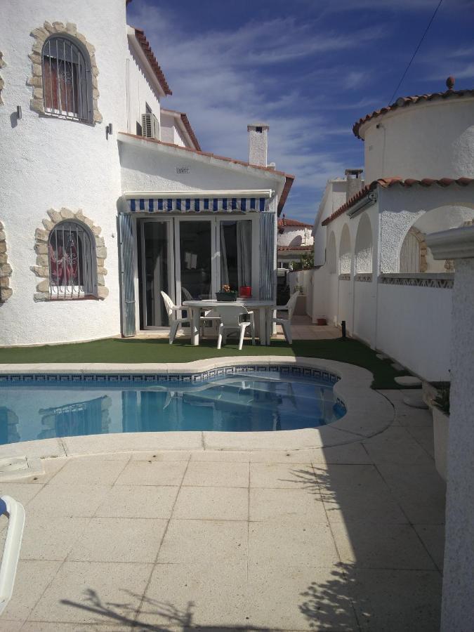 Vila Alberes 61-B Empuriarent Empuriabrava Exteriér fotografie